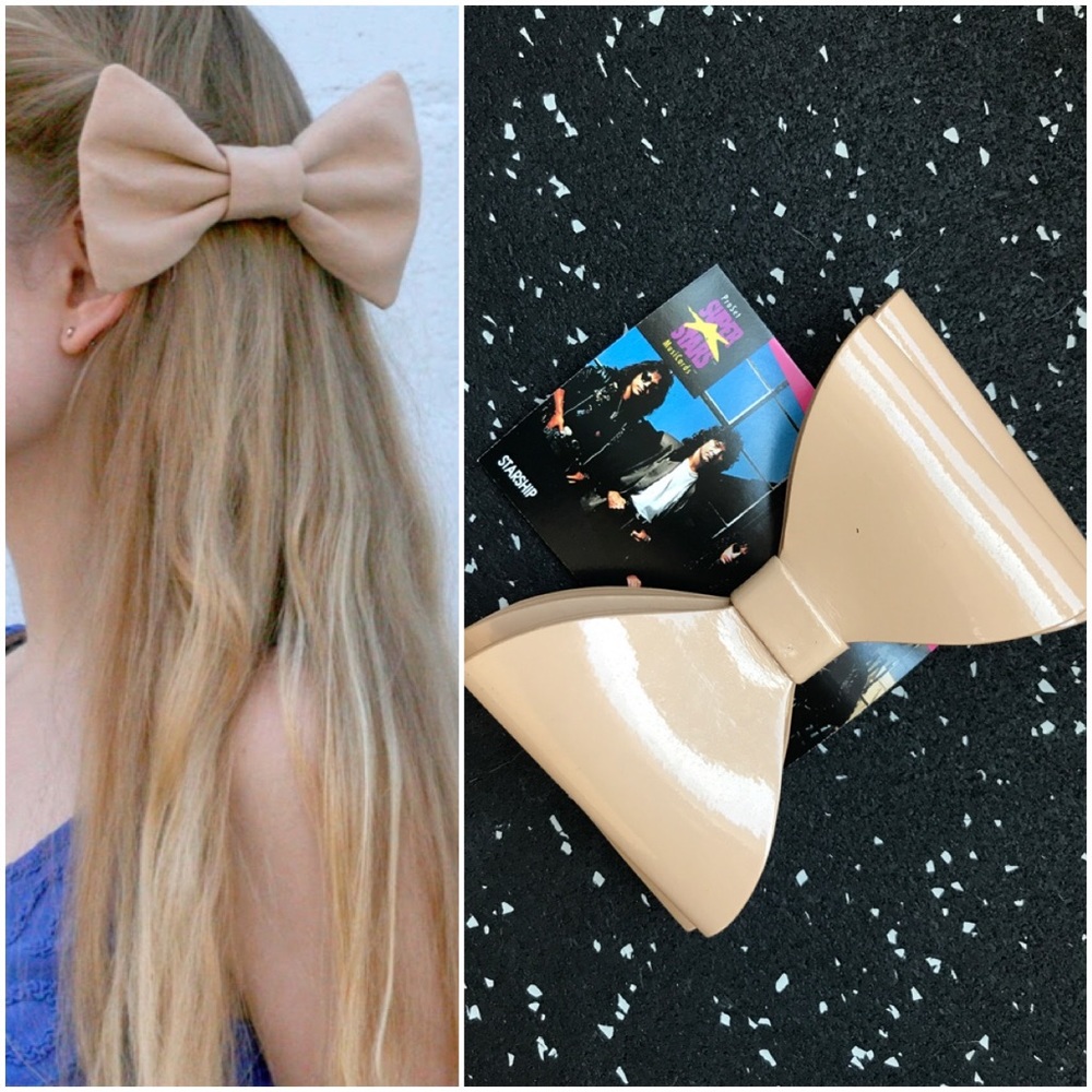 American Apparel nude leather hair bow ✨